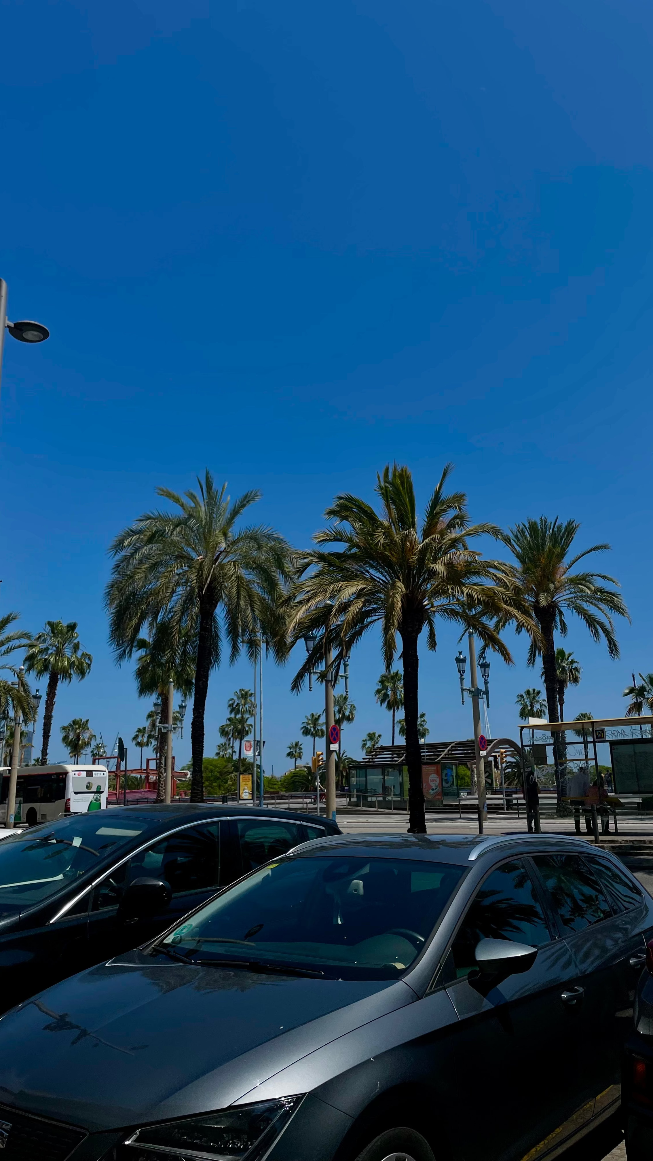 Barcelona Travel Map (English)
