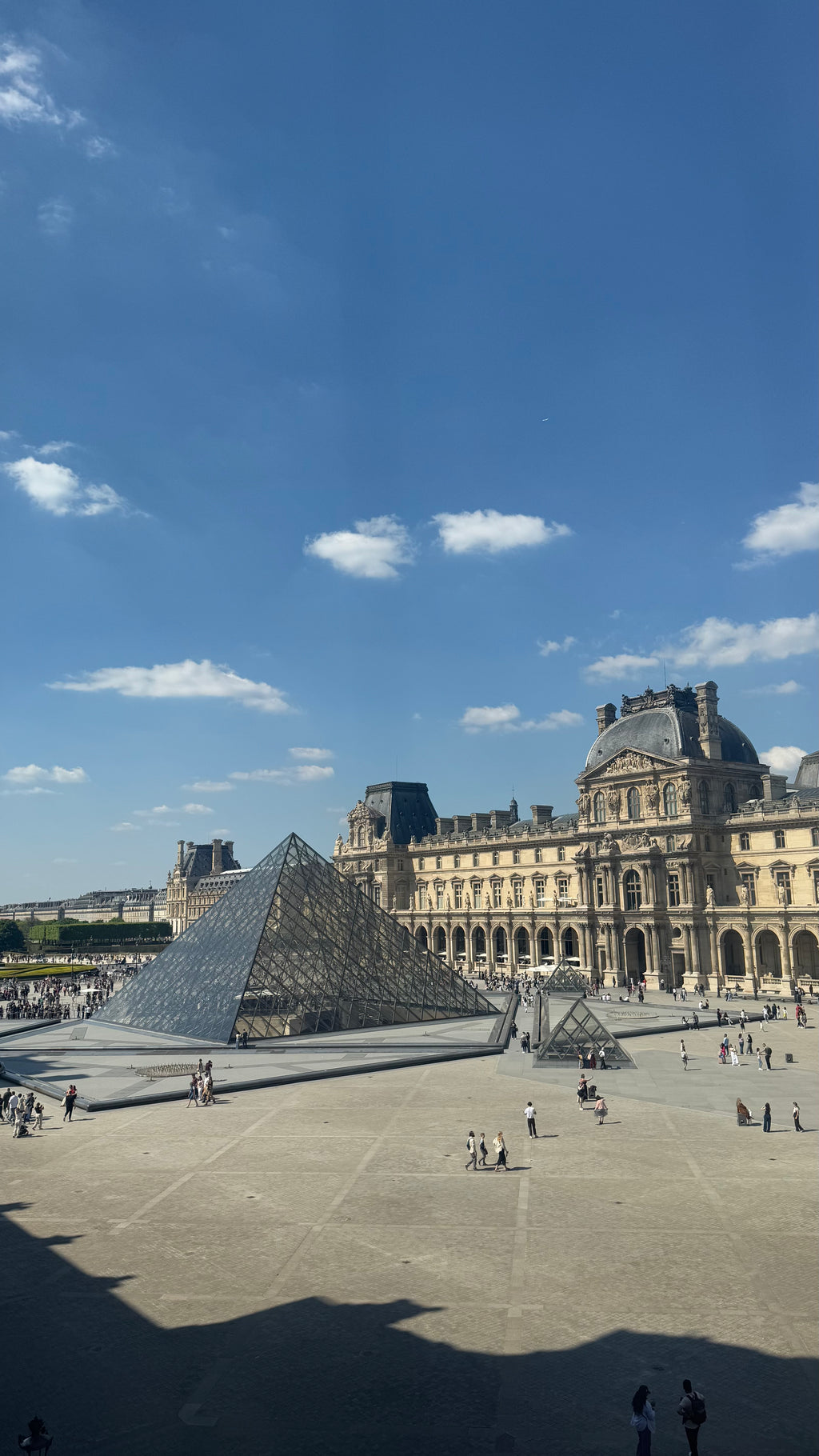 Paris Travel Map (English)